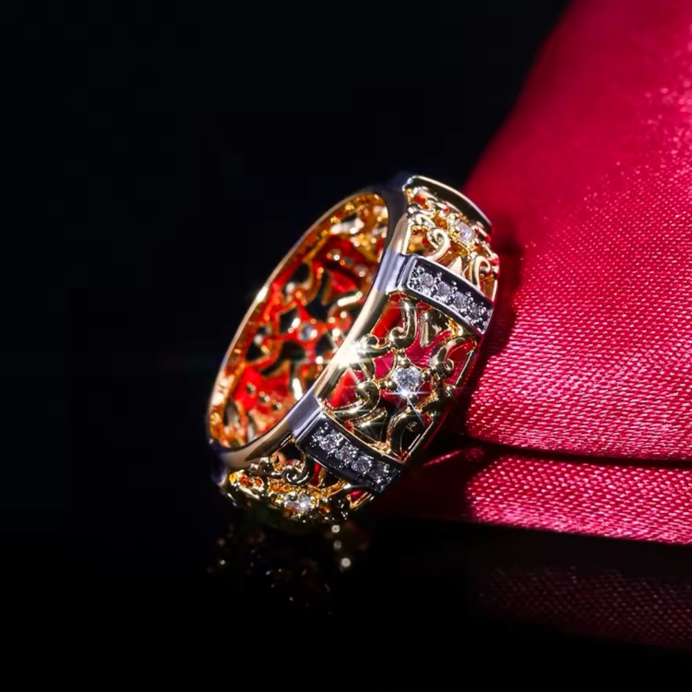 Ornate Gold and Silver Tone Band Ring Rhinestones Size 8